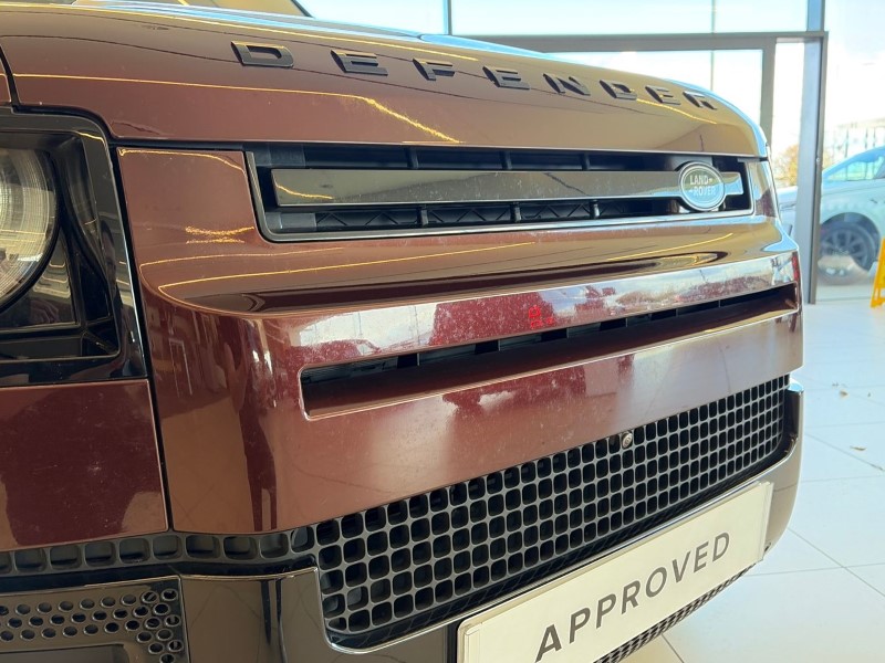 2025 (25) LAND ROVER DEFENDER 3.0 D350 Sedona Edition 110 5dr Auto 5220401