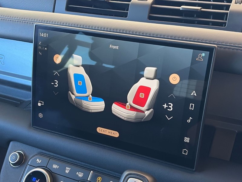 2025 (25) LAND ROVER DEFENDER 3.0 D350 Sedona Edition 110 5dr Auto 5220392