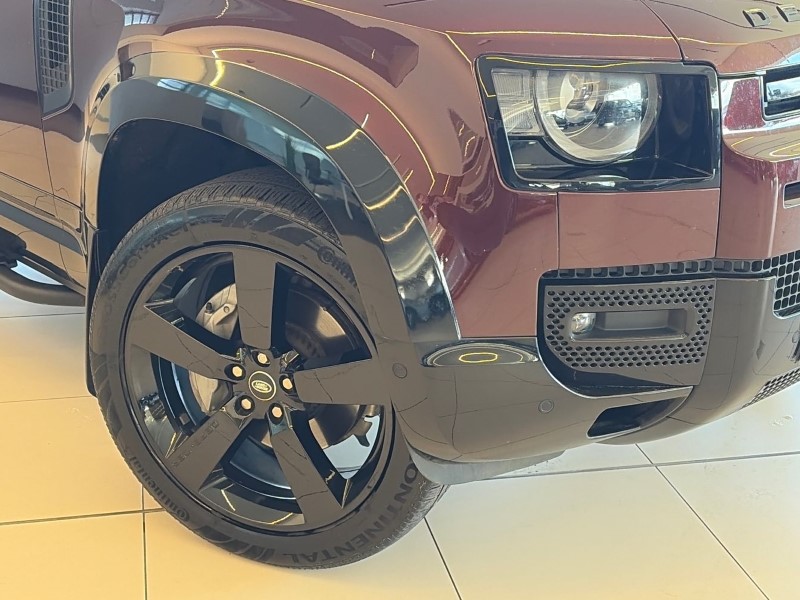 2025 (25) LAND ROVER DEFENDER 3.0 D350 Sedona Edition 110 5dr Auto 5220400