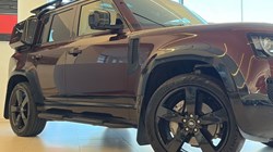 2025 (25) LAND ROVER DEFENDER 3.0 D350 Sedona Edition 110 5dr Auto 5220402