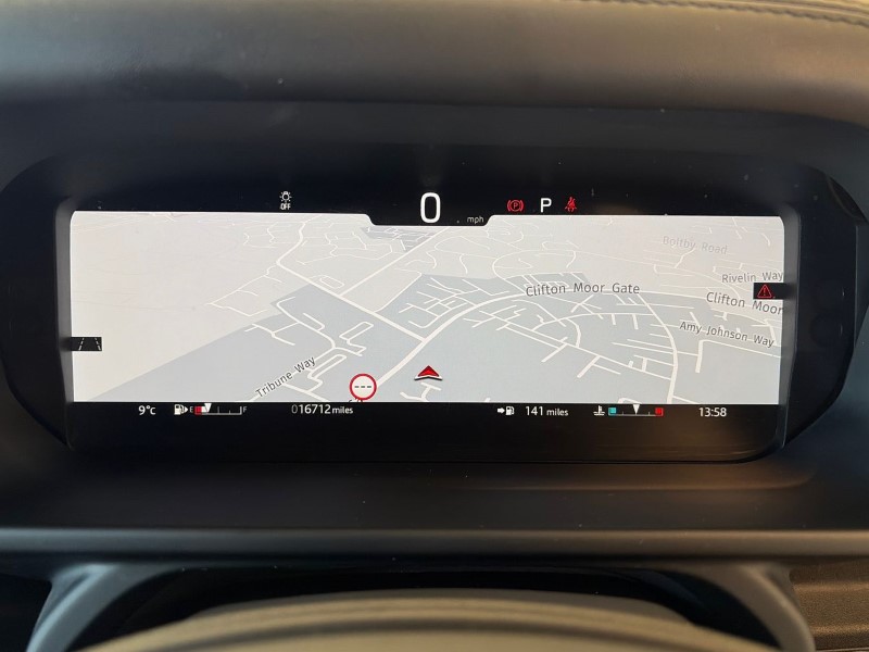 2025 (25) LAND ROVER DEFENDER 3.0 D350 Sedona Edition 110 5dr Auto 5220372