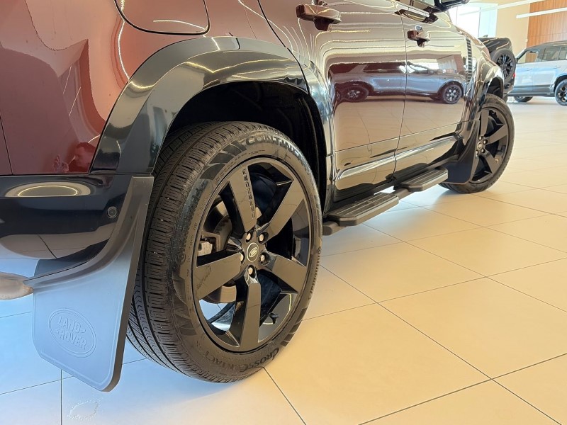 2025 (25) LAND ROVER DEFENDER 3.0 D350 Sedona Edition 110 5dr Auto 5253393