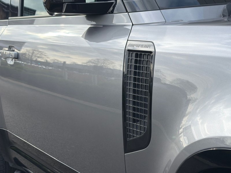 2023 (72) LAND ROVER DEFENDER 3.0 D250 X-Dynamic HSE 90 3dr Auto 5199425