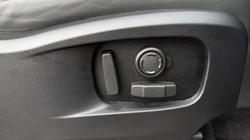 2023 (72) LAND ROVER DEFENDER 3.0 D250 X-Dynamic HSE 90 3dr Auto 5199429