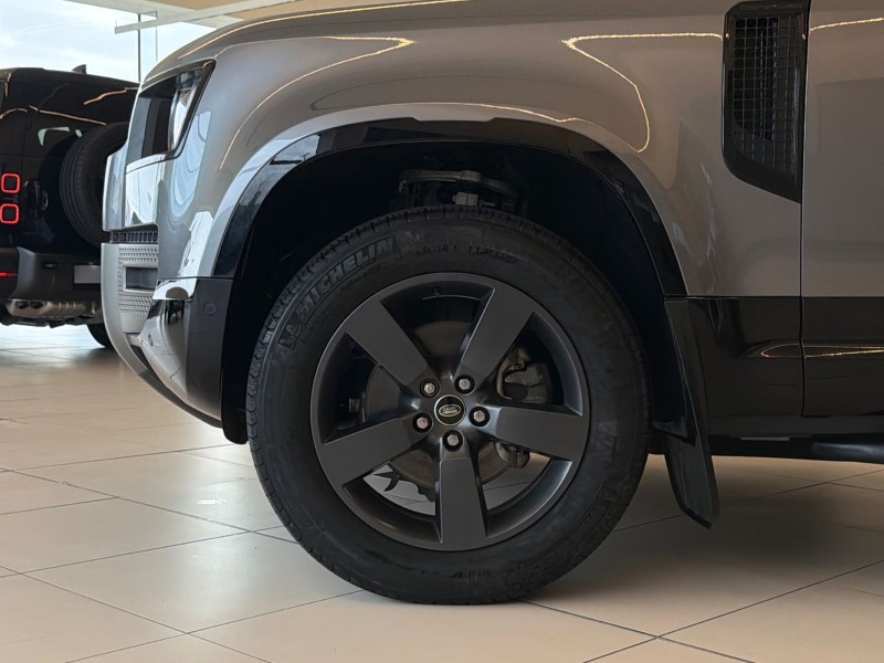 2023 (72) LAND ROVER DEFENDER 3.0 D250 X-Dynamic HSE 90 3dr Auto 5199413