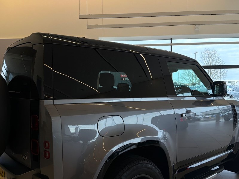 2023 (72) LAND ROVER DEFENDER 3.0 D250 X-Dynamic HSE 90 3dr Auto 5199454