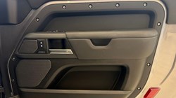 2023 (72) LAND ROVER DEFENDER 3.0 D250 X-Dynamic HSE 90 3dr Auto 5199427