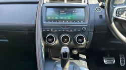 2019 (69) JAGUAR E-PACE 2.0d Chequered Flag Edition 5dr Auto 5513234