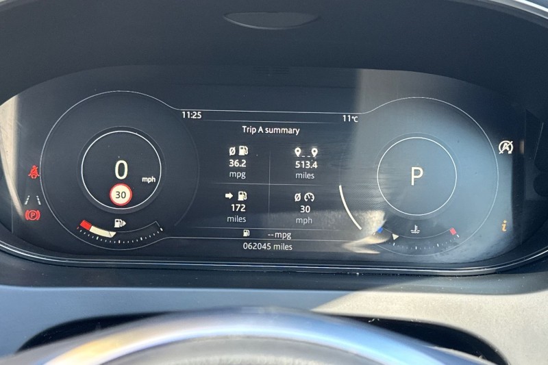2019 (69) JAGUAR E-PACE 2.0d Chequered Flag Edition 5dr Auto 5513236