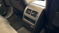 2023 (23) JAGUAR F-PACE 2.0 D200 R-Dynamic SE Black 5dr Auto AWD 5195938