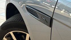 2023 (23) JAGUAR F-PACE 2.0 D200 R-Dynamic SE Black 5dr Auto AWD 5195940