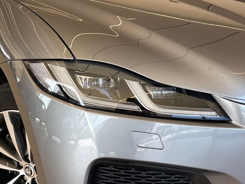 2023 (23) JAGUAR F-PACE 2.0 D200 R-Dynamic SE Black 5dr Auto AWD 5195937