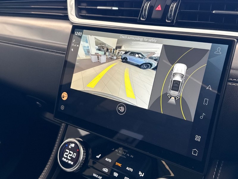 2023 (23) JAGUAR F-PACE 2.0 D200 R-Dynamic SE Black 5dr Auto AWD 5195932