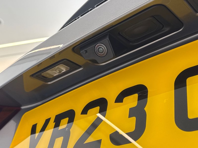 2023 (23) JAGUAR F-PACE 2.0 D200 R-Dynamic SE Black 5dr Auto AWD 5195961