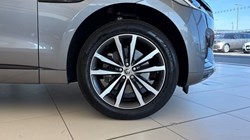 2023 (23) JAGUAR F-PACE 2.0 D200 R-Dynamic SE Black 5dr Auto AWD 5195928