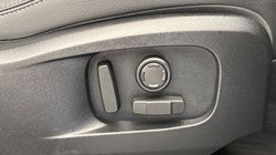 2023 (23) JAGUAR F-PACE 2.0 D200 R-Dynamic SE Black 5dr Auto AWD 5195944