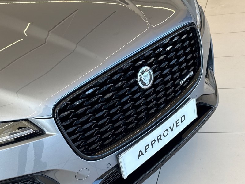 2023 (23) JAGUAR F-PACE 2.0 D200 R-Dynamic SE Black 5dr Auto AWD 5195963