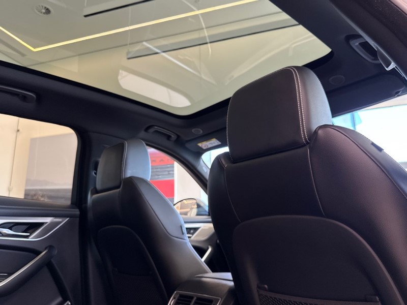 2023 (23) JAGUAR F-PACE 2.0 D200 R-Dynamic SE Black 5dr Auto AWD 5195941