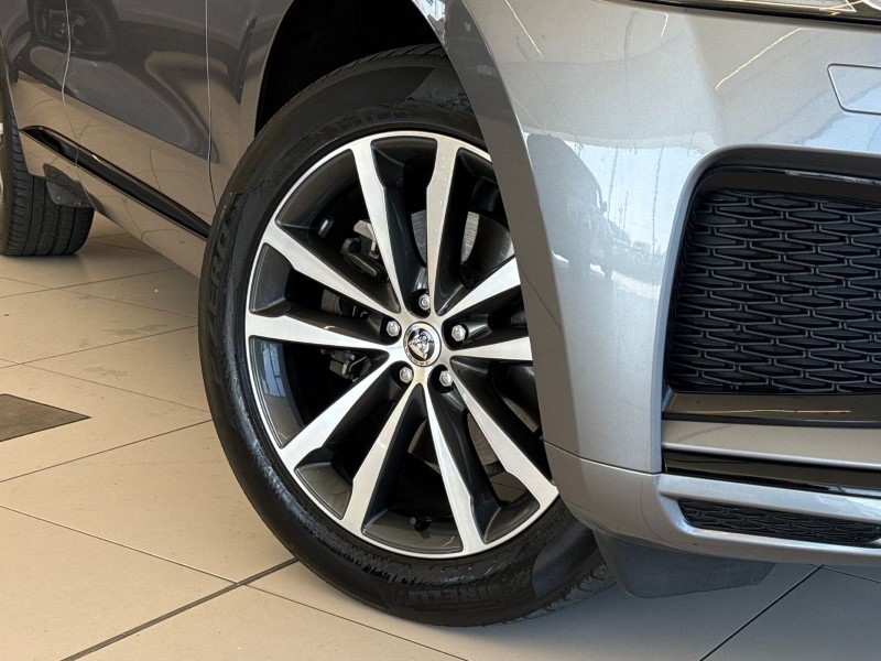 2023 (23) JAGUAR F-PACE 2.0 D200 R-Dynamic SE Black 5dr Auto AWD 5195964