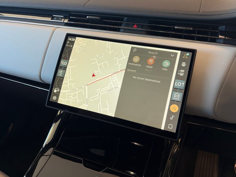 2025 (25) LAND ROVER RANGE ROVER SPORT 3.0 D250 Edition 5dr Auto 5191675