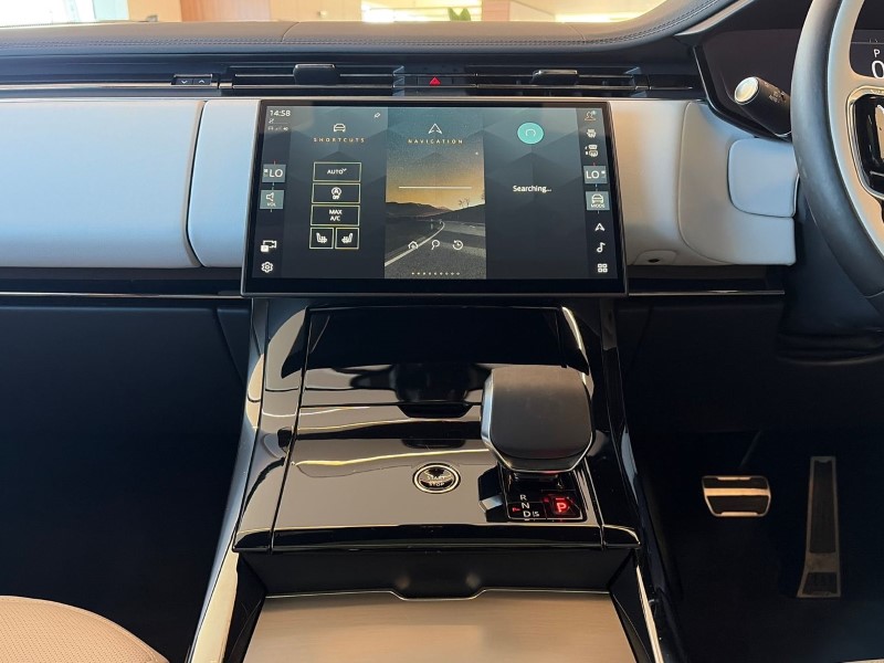 2025 (25) LAND ROVER RANGE ROVER SPORT 3.0 D250 Edition 5dr Auto 5191678