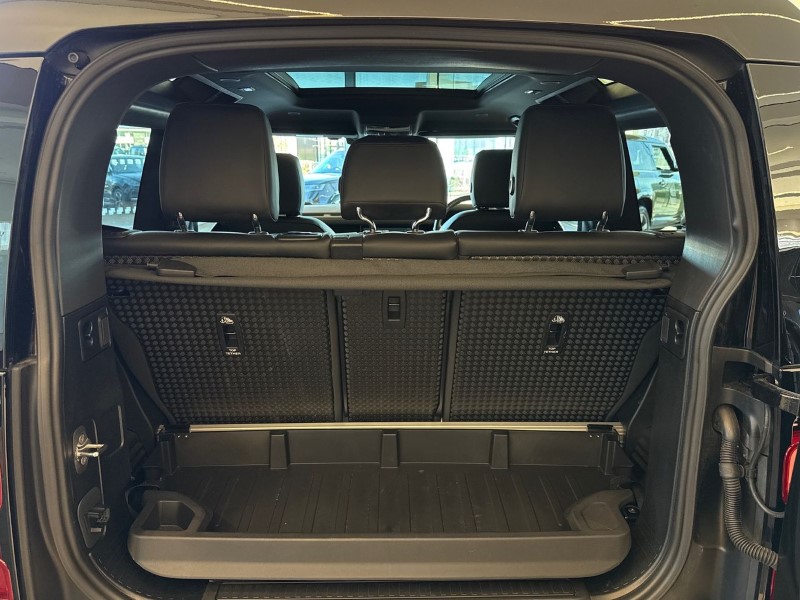 2023 (73) LAND ROVER DEFENDER 2.0 P300 X-Dynamic SE 90 3dr Auto 5189922