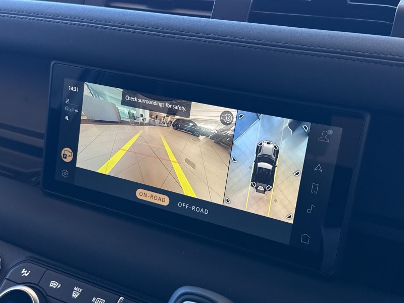 2023 (73) LAND ROVER DEFENDER 2.0 P300 X-Dynamic SE 90 3dr Auto 5189924