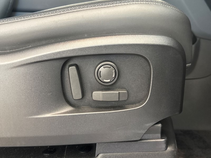 2023 (73) LAND ROVER DEFENDER 2.0 P300 X-Dynamic SE 90 3dr Auto 5189936