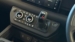 2023 (73) LAND ROVER DEFENDER 2.0 P300 X-Dynamic SE 90 3dr Auto 5189925