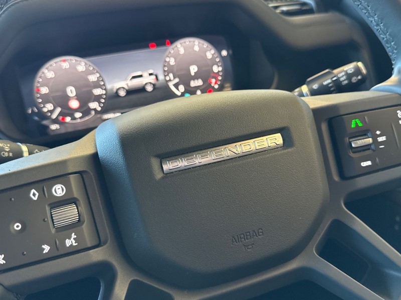 2023 (73) LAND ROVER DEFENDER 2.0 P300 X-Dynamic SE 90 3dr Auto 5189939