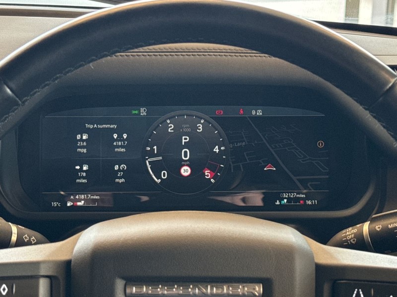 2023 (23) LAND ROVER DEFENDER 3.0 D300 X-Dynamic HSE 110 5dr Auto 5201673