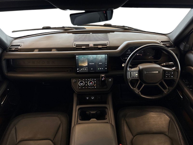 2023 (23) LAND ROVER DEFENDER 3.0 D300 X-Dynamic HSE 110 5dr Auto 5201666