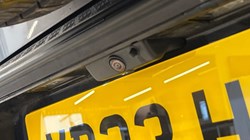 2023 (23) LAND ROVER DEFENDER 3.0 D300 X-Dynamic HSE 110 5dr Auto 5201696