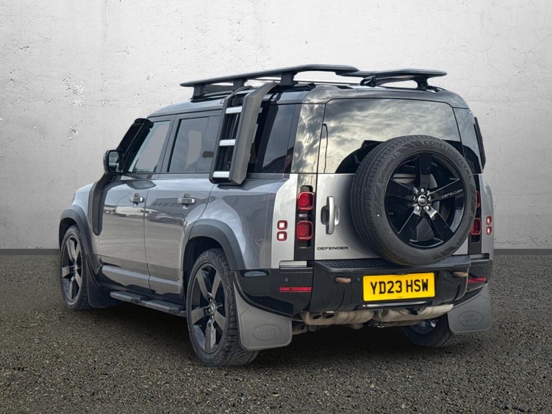 2023 (23) LAND ROVER DEFENDER 3.0 D300 X-Dynamic HSE 110 5dr Auto 5201659