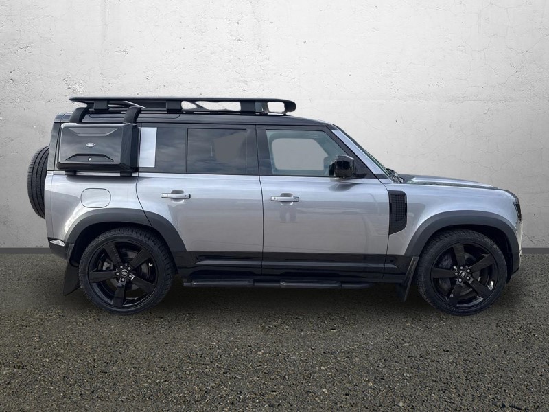 2023 (23) LAND ROVER DEFENDER 3.0 D300 X-Dynamic HSE 110 5dr Auto 5201662
