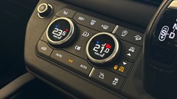 2023 (23) LAND ROVER DEFENDER 3.0 D300 X-Dynamic HSE 110 5dr Auto 5201689