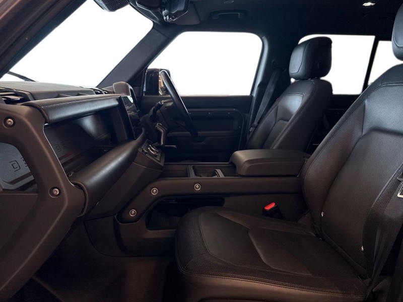 2023 (23) LAND ROVER DEFENDER 3.0 D300 X-Dynamic HSE 110 5dr Auto 5201660