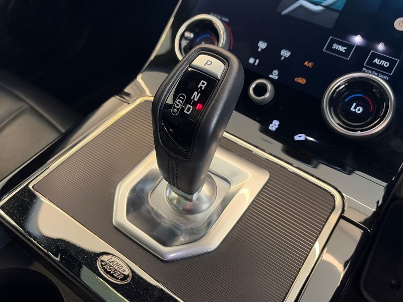 2022 (72) LAND ROVER RANGE ROVER EVOQUE 2.0 D200 Evoque Edition 5dr Auto 5208262