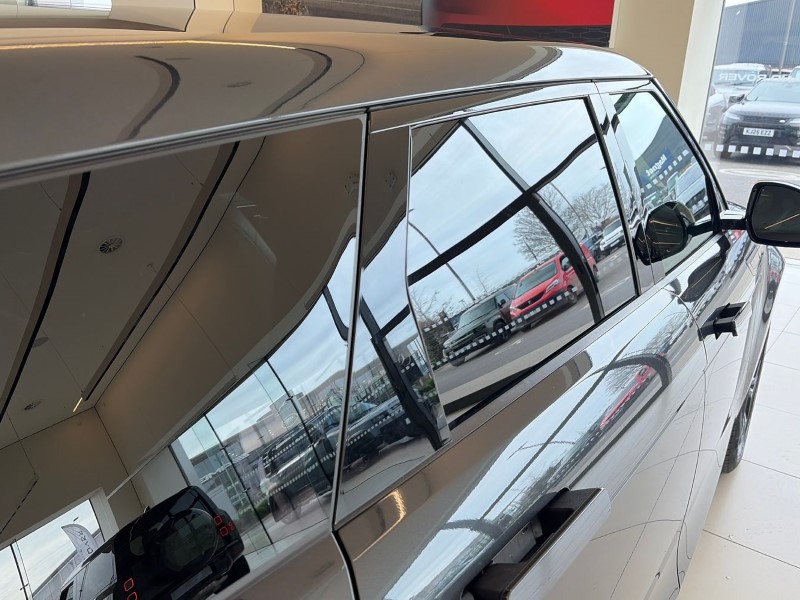 2022 (72) LAND ROVER RANGE ROVER EVOQUE 2.0 D200 Evoque Edition 5dr Auto 5208304