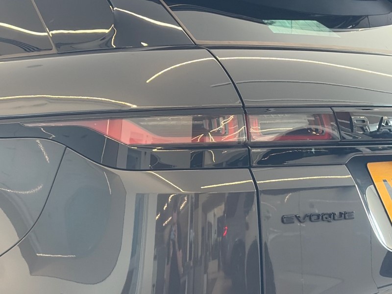 2022 (72) LAND ROVER RANGE ROVER EVOQUE 2.0 D200 Evoque Edition 5dr Auto 5208268