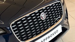 2023 (23) JAGUAR F-PACE 2.0 D200 R-Dynamic SE 5dr Auto AWD 5247388