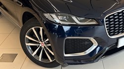 2023 (23) JAGUAR F-PACE 2.0 D200 R-Dynamic SE 5dr Auto AWD 5247387