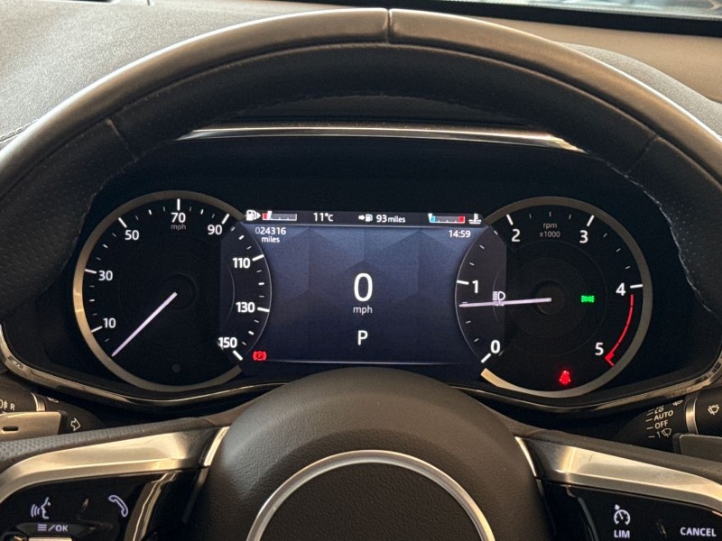 2023 (23) JAGUAR F-PACE 2.0 D200 R-Dynamic SE 5dr Auto AWD 5247361