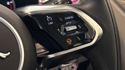 2023 (23) JAGUAR F-PACE 2.0 D200 R-Dynamic SE 5dr Auto AWD 5247371