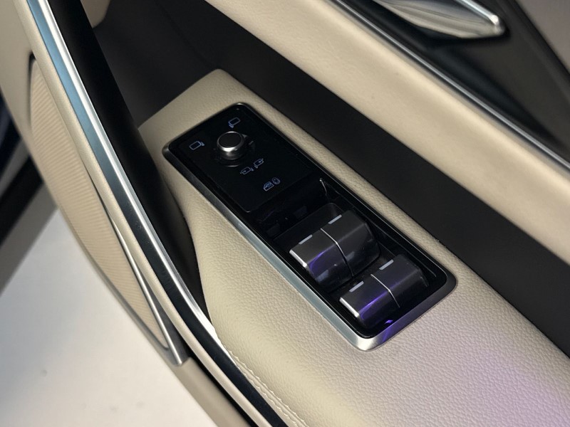 2023 (23) JAGUAR F-PACE 2.0 D200 R-Dynamic SE 5dr Auto AWD 5247367