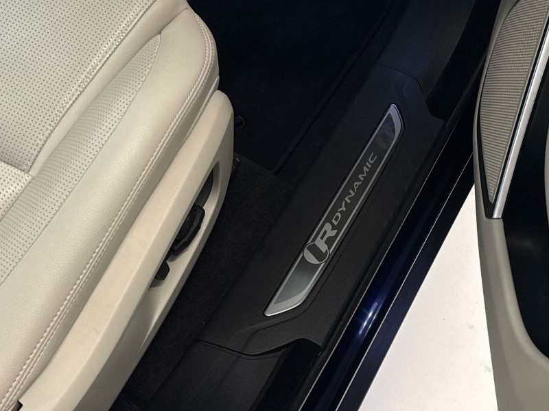 2023 (23) JAGUAR F-PACE 2.0 D200 R-Dynamic SE 5dr Auto AWD 5247383