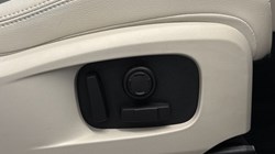 2023 (23) JAGUAR F-PACE 2.0 D200 R-Dynamic SE 5dr Auto AWD 5247368