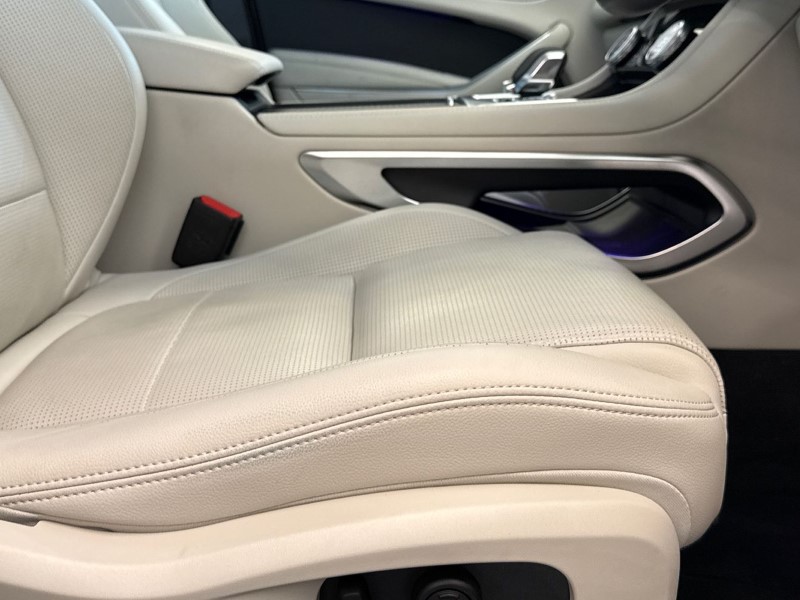 2023 (23) JAGUAR F-PACE 2.0 D200 R-Dynamic SE 5dr Auto AWD 5247369