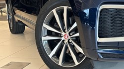 2023 (23) JAGUAR F-PACE 2.0 D200 R-Dynamic SE 5dr Auto AWD 5247389