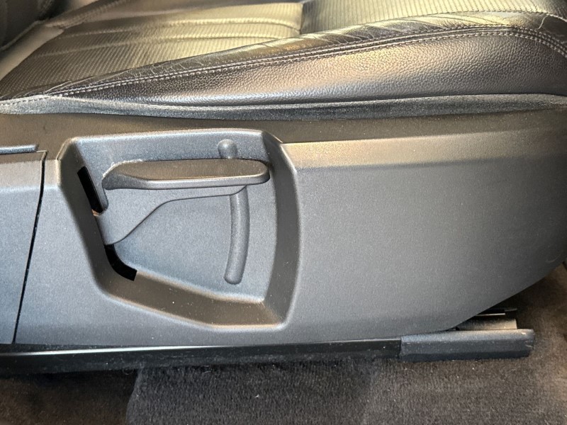 2018 (18) LAND ROVER DISCOVERY SPORT 2.0 TD4 180 SE Tech 5dr Auto 5196107